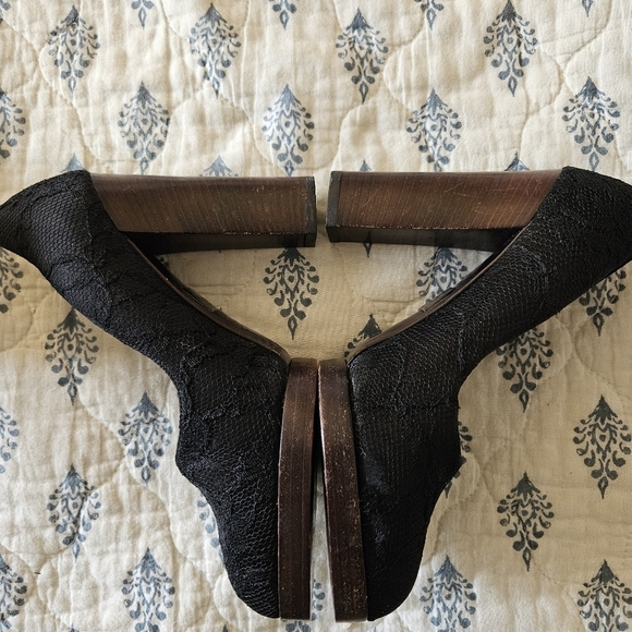 Gucci Black Lace Platform Heels Size 36 Italy Authentic RA Verified Designer - Picture 10 of 16